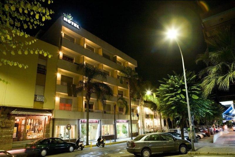 Hotel Olas De Almunecar Exterior photo