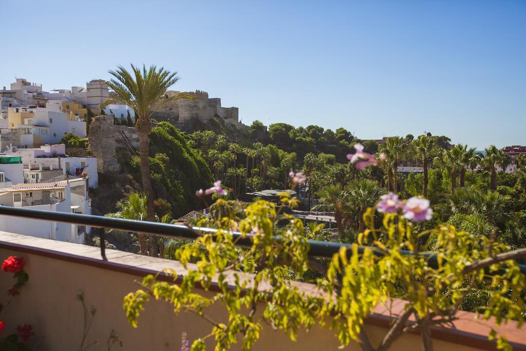 Hotel Olas De Almunecar Exterior photo